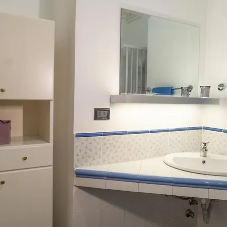 Apartahotel La Rocca 3*